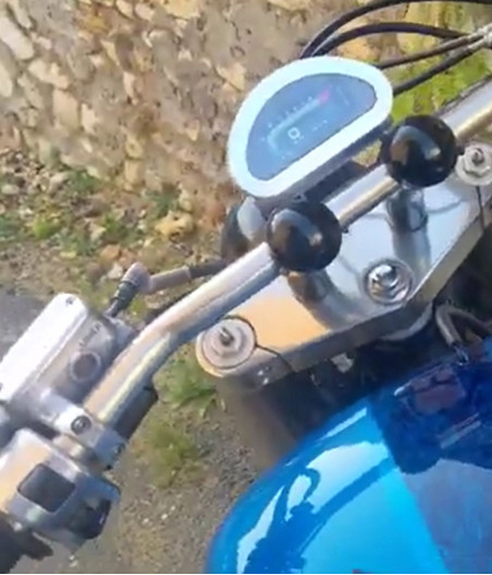 AEON ELLIPSE Aluminium